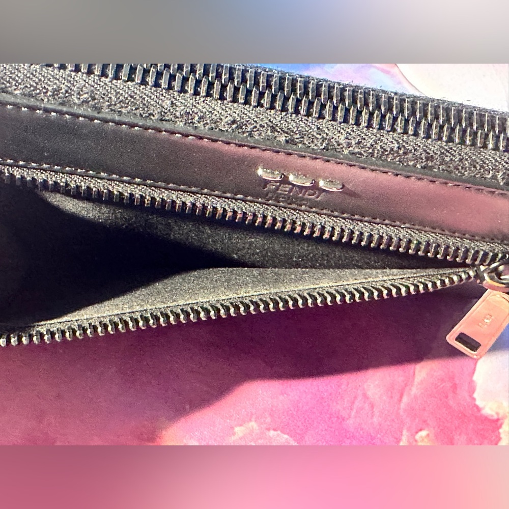 Fendi Large Zippered Wallet (EUC; Black) - Picture 5 of 15